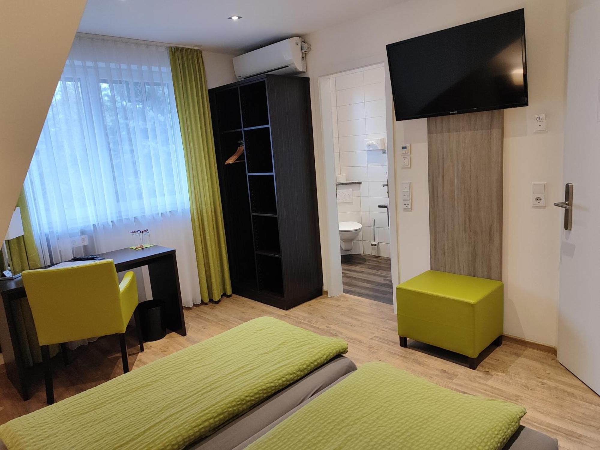 Hotel Gaestehaus Stock Zimmer Kaffeesaeckle Friedrichshafen Exterior foto
